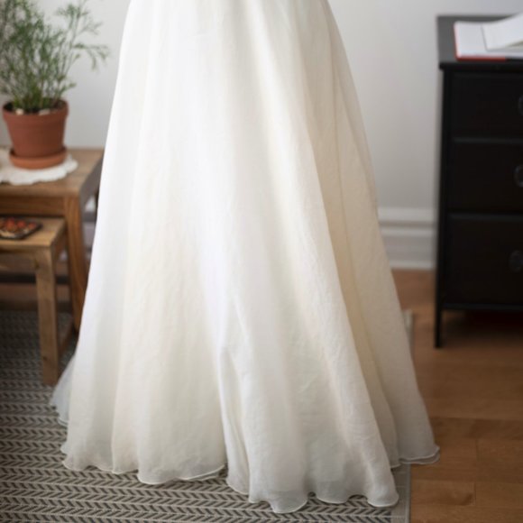 Strapless Wedding Dress (Theia Couture) - Picture 5 of 11